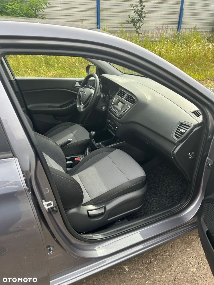 Hyundai i20 1.2 Classic Plus - 11