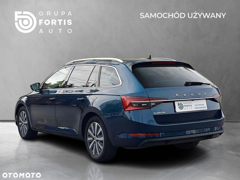 Skoda Superb 2.0 TDI SCR Style DSG - 3