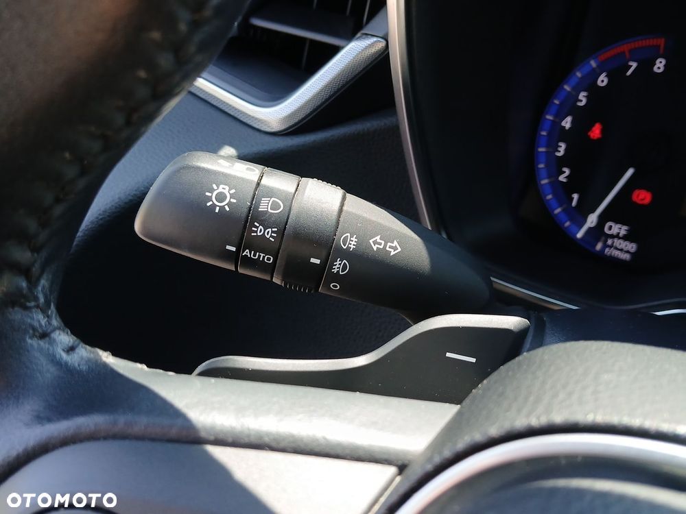 Toyota Corolla 2.0 Hybrid Comfort - 27