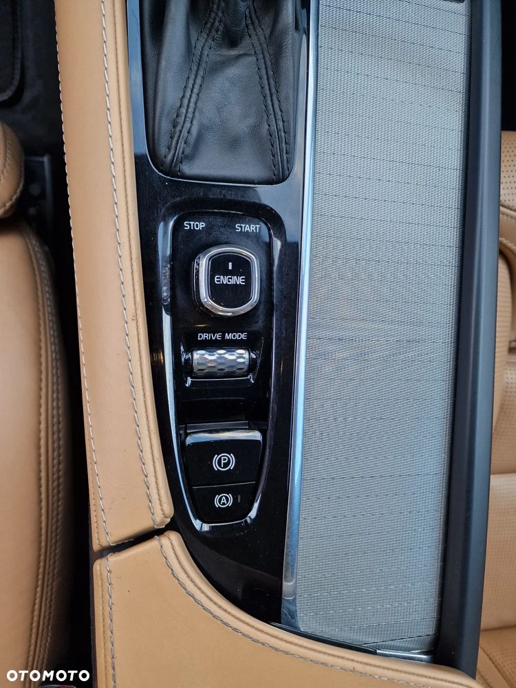 Volvo XC 90 T6 AWD Inscription 7os - 24