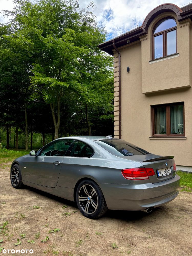 BMW Seria 3 320d - 5