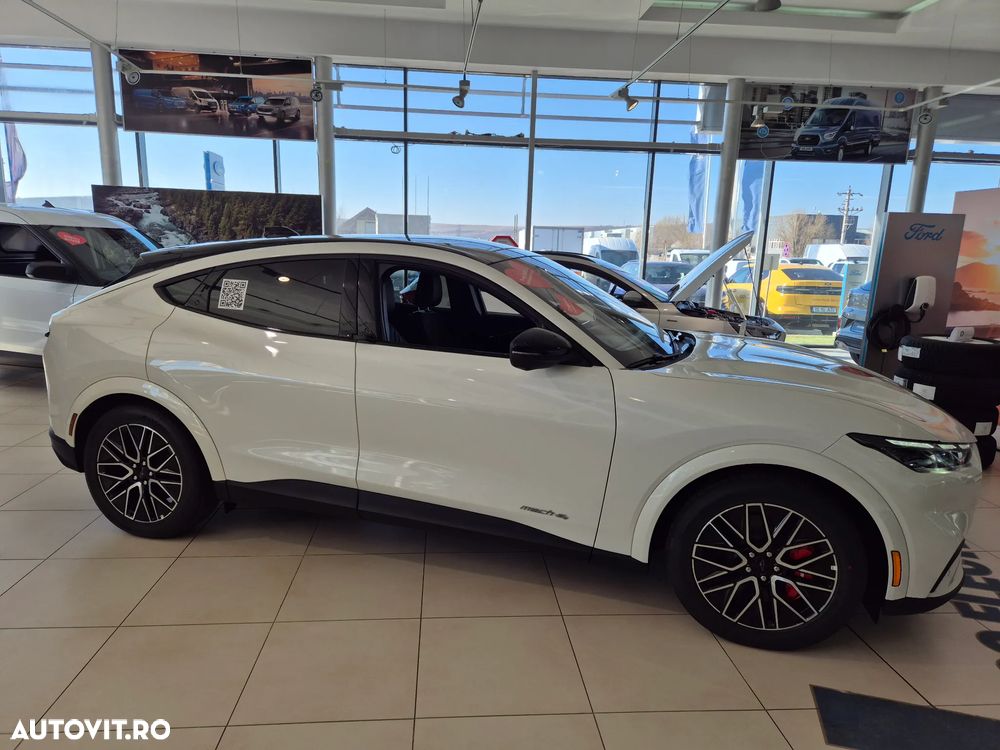 Ford Mustang Mach-E AWD 276 kW Premium - 2