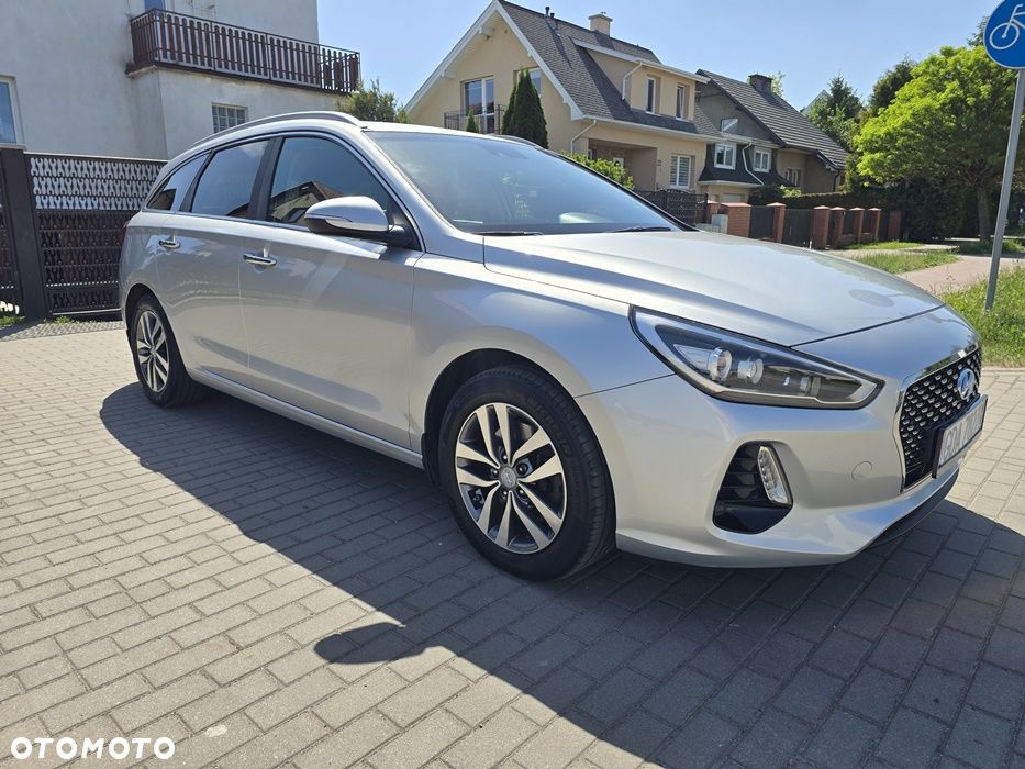 Hyundai i30 1.6 D Premium - 7