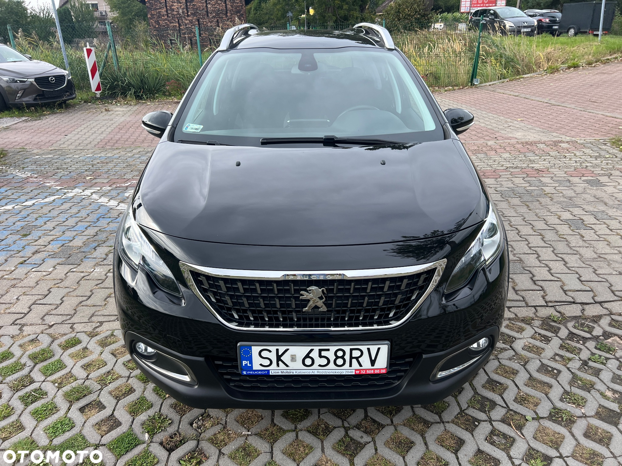 Peugeot 2008 1.2 Pure Tech Signature - 22