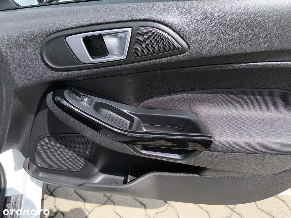 Ford Fiesta - 18