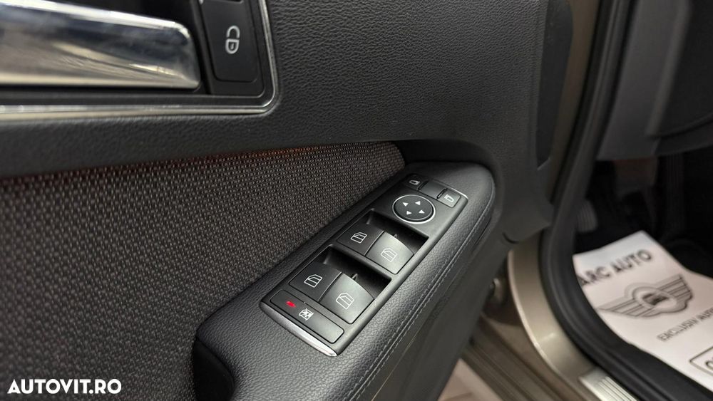 Mercedes-Benz E 200 CDI 7G-TRONIC Avantgarde - 27