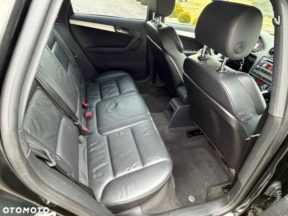 Audi A3 Sportback 2.0 TDI DPF quattro S line Sportpaket (plus) - 31