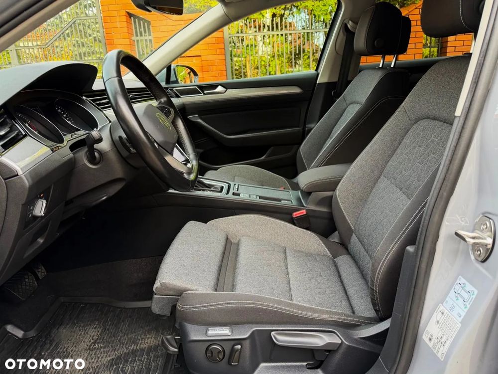 Volkswagen Passat 1.5 TSI EVO Business DSG - 25