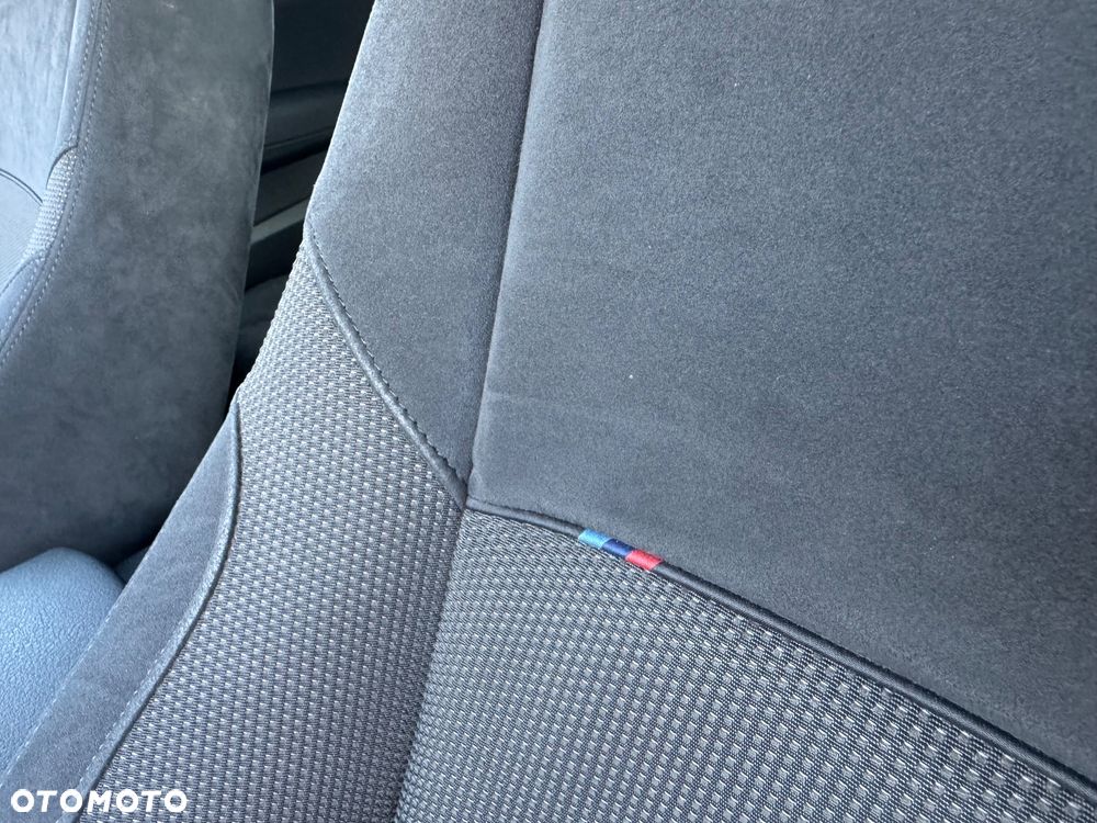 BMW X1 sDrive18i - 10