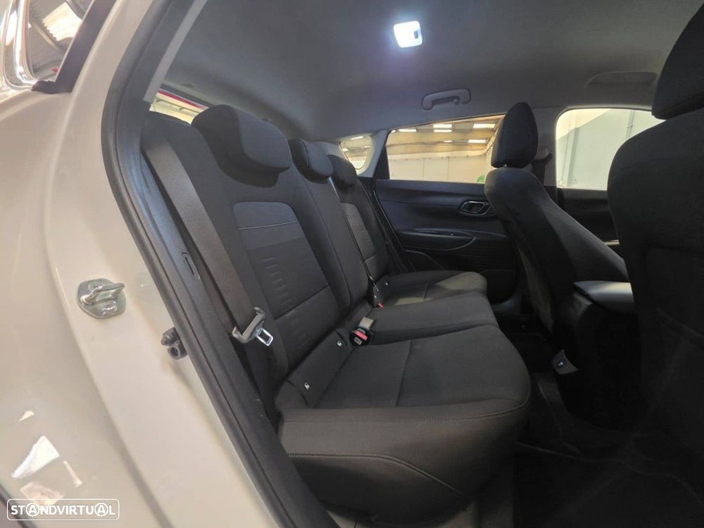 Hyundai Bayon 1.0 T-GDi Premium - 16
