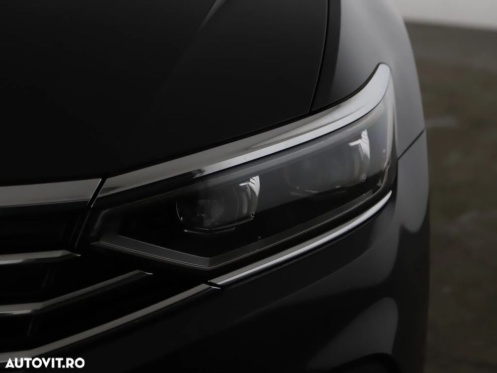 Volkswagen Passat Variant 2.0 TDI SCR DSG BlueMotion Comfortline - 27