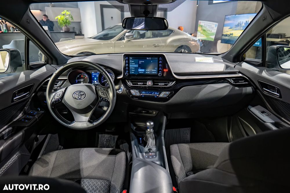 Toyota C-HR 1.8 HSD 122 CP 4x2 CVT Style - 11