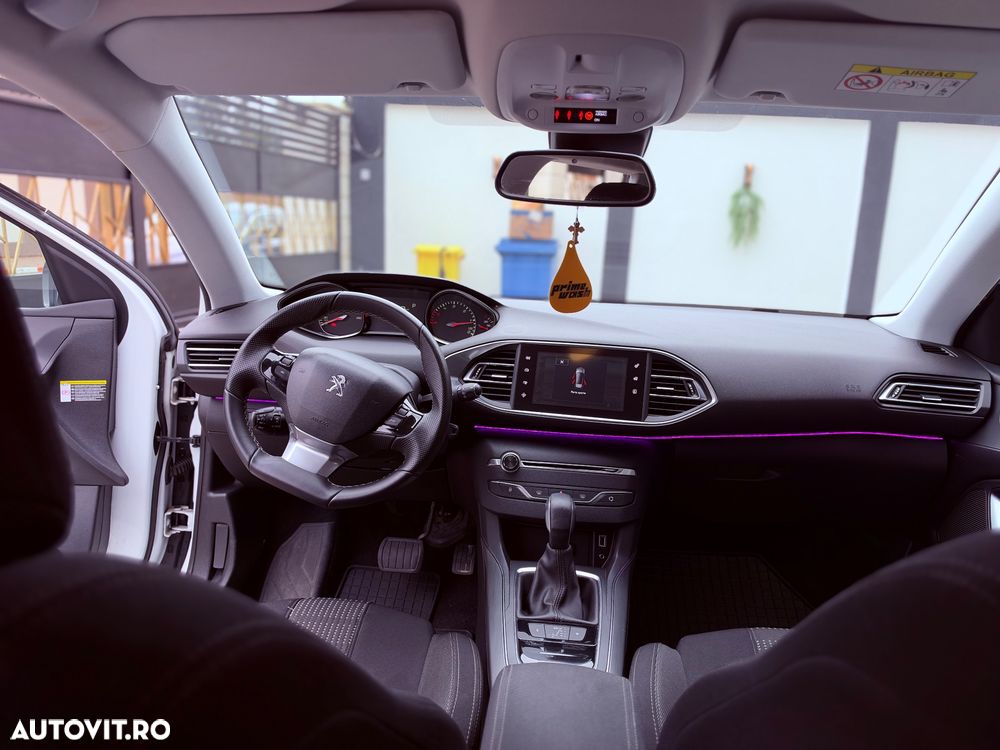 Peugeot 308 - 16
