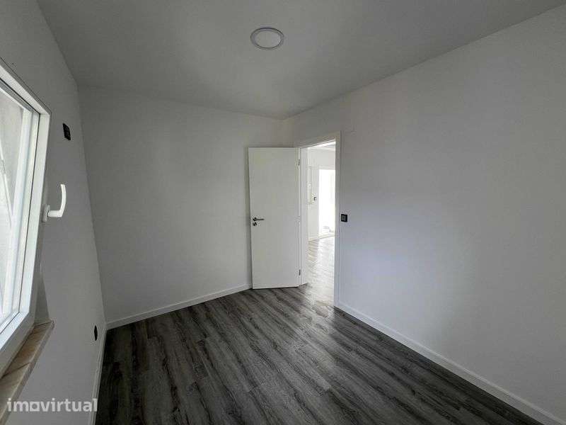 Amadora T2 Remodelado - Grande imagem: 4/7