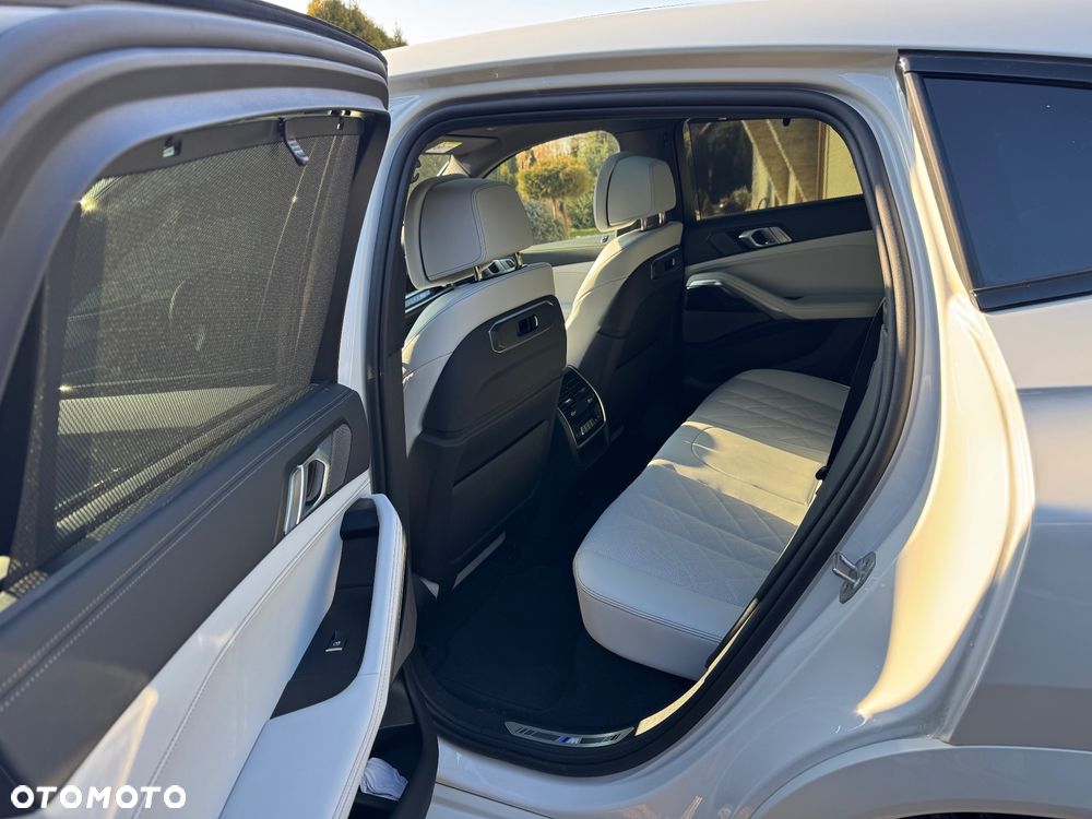 BMW X6 xDrive40d mHEV sport - 13