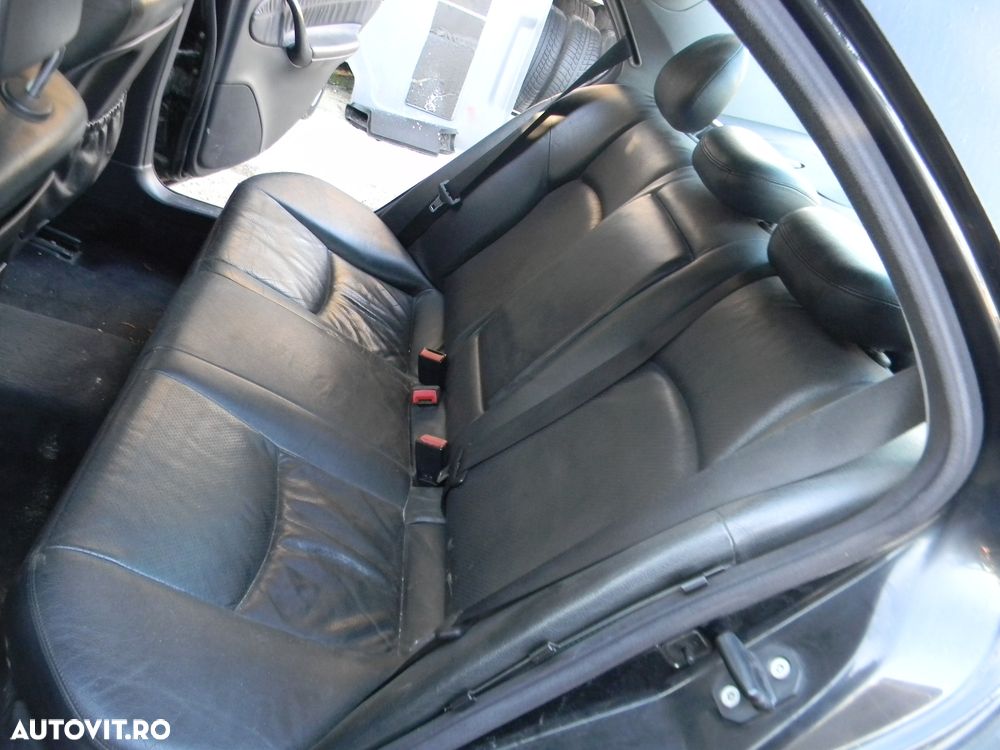 Dezmembrari  Mercedes-Benz C-CLASS (W203)  2000  > 2007 C 200 CDI (20 - 32