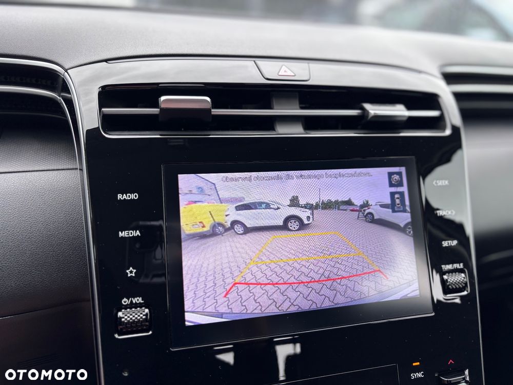 Hyundai Tucson 1.6 T-GDi HEV Modern 2WD - 23