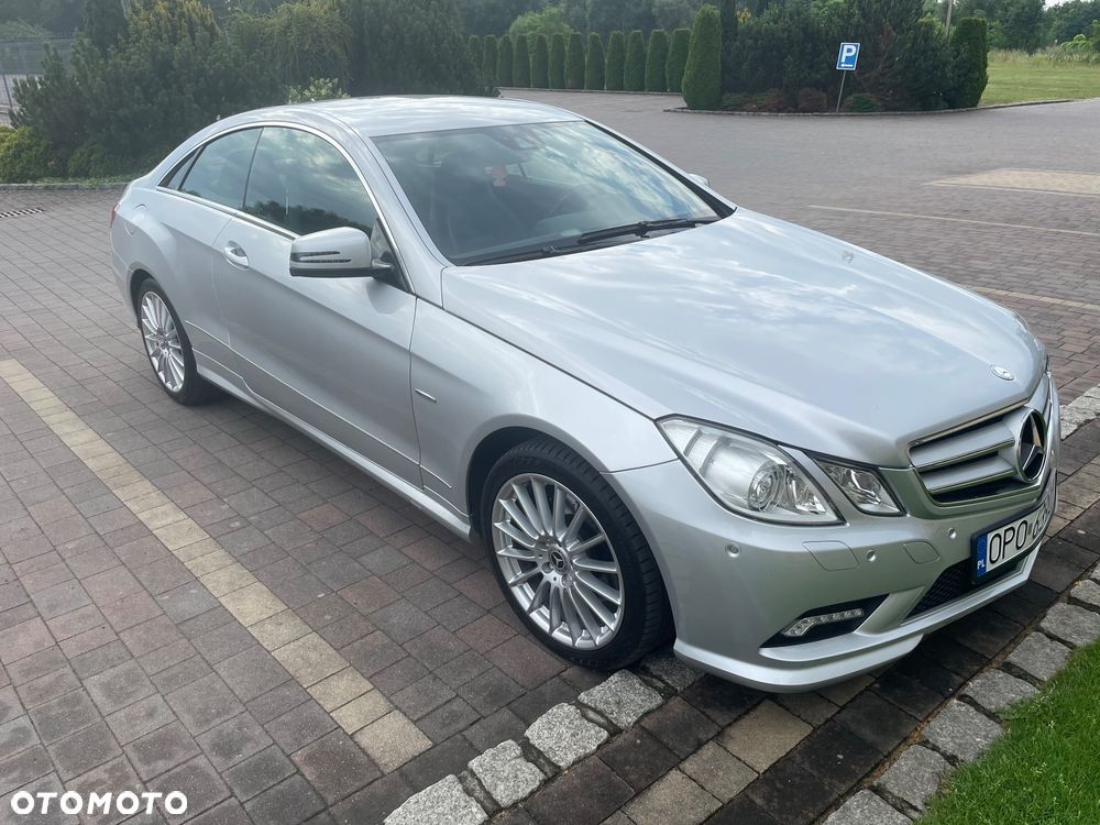 Mercedes-Benz Klasa E 350 CGI BlueEff - 9