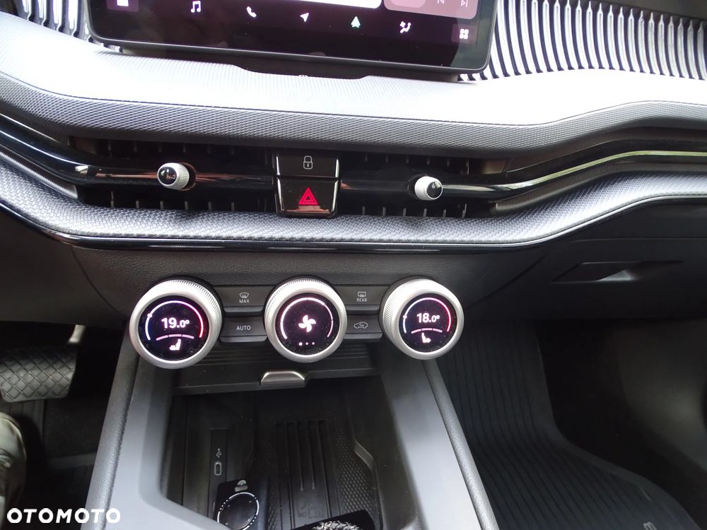 Skoda Superb - 19