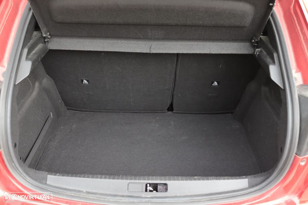Peugeot 208 PureTech 100 EAT8 Active - 31
