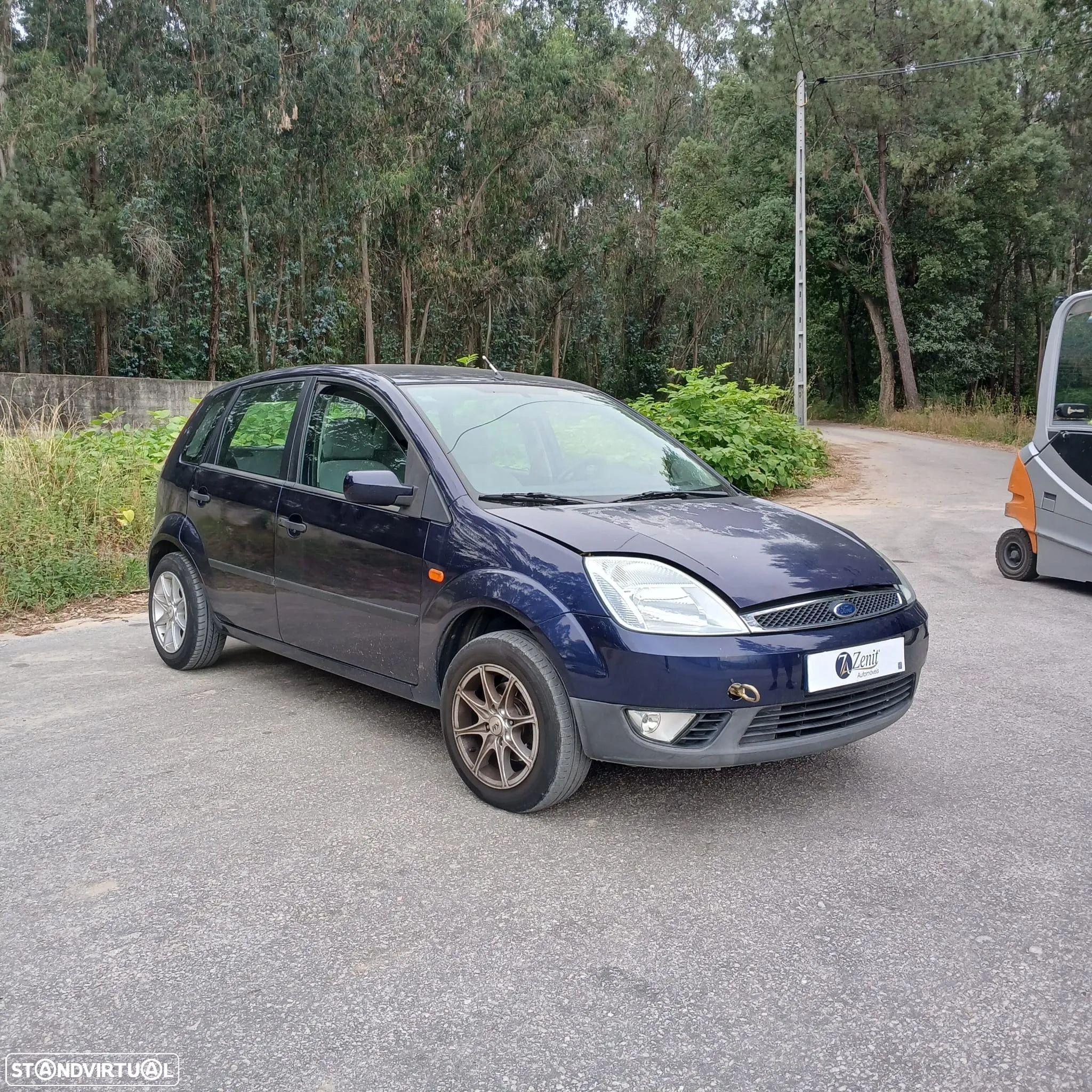 Ford Fiesta V 1.4 TDCI de 2004 - Peças Usadas (9966) - 1
