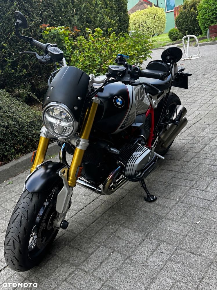 BMW R - 2