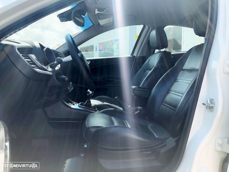 Alfa Romeo Giulietta 1.6 JTDM Exclusive - 11