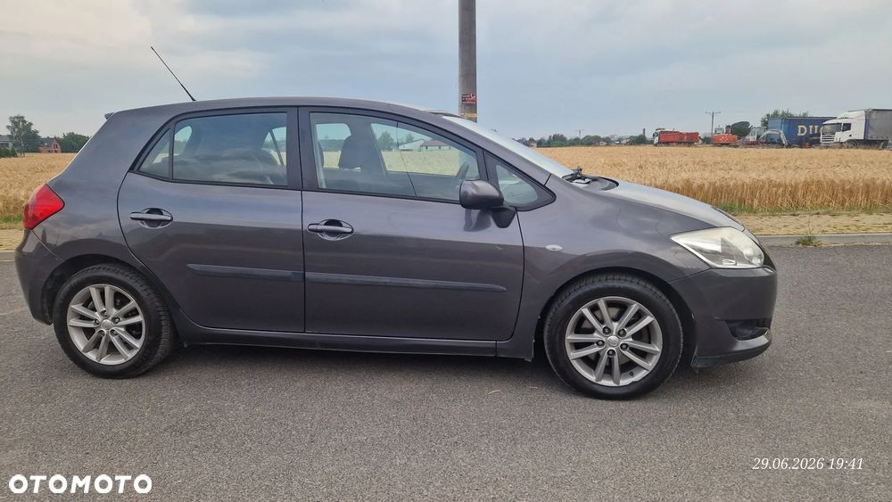 Toyota Auris 2.0 D-4D Luna - 4