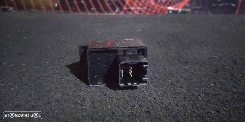 Botão Regulador Dos Espelhos Fiat Brava (182_) - 4