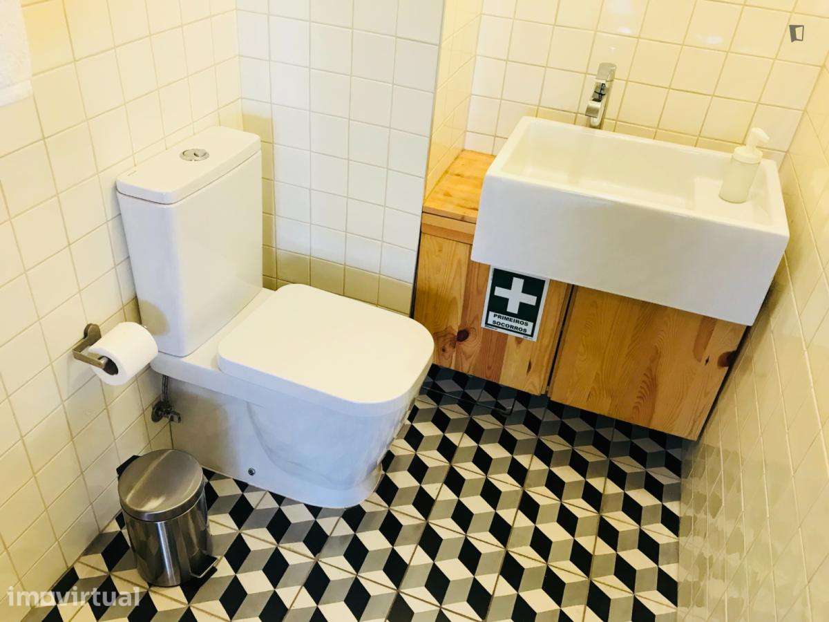 Estúdio - localizado em Santo Ildefonso Porto - Grande imagem: 4/5