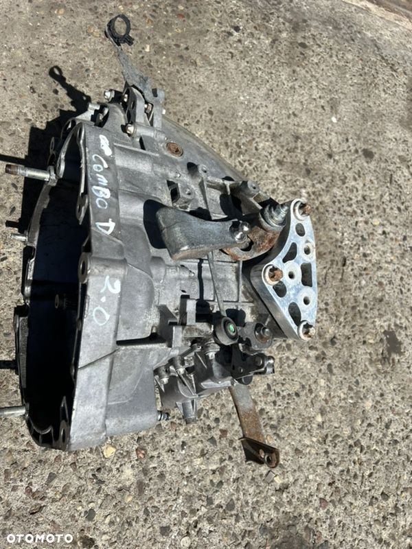 skrzynia biegów Opel combo d 2.0 c635.6.35.02 0401770 - 1