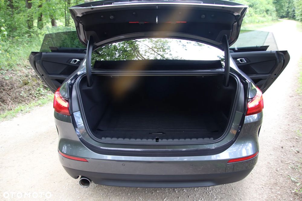 BMW Seria 2 218i Advantage - 13