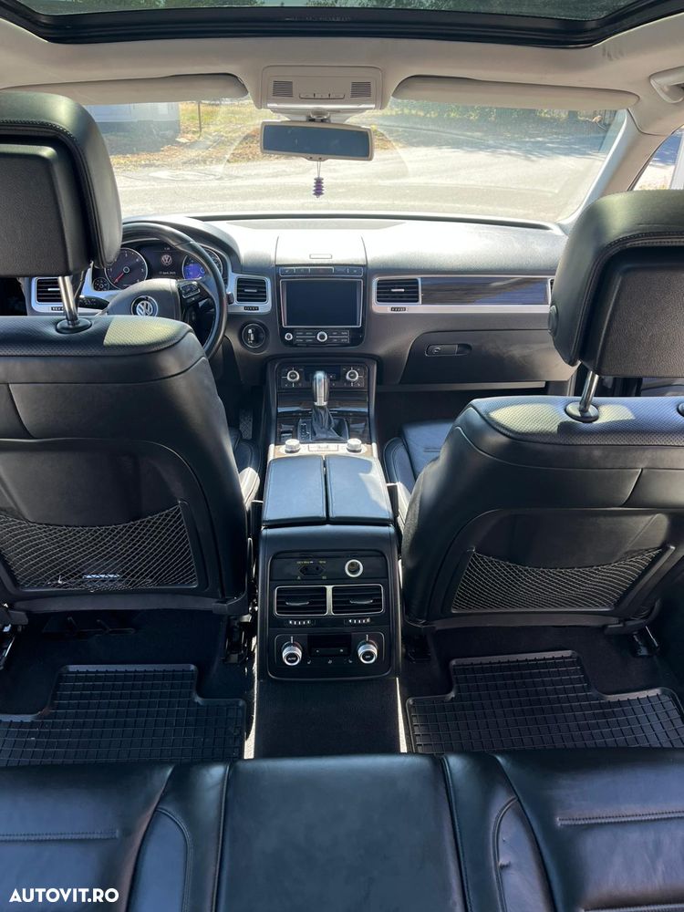 Volkswagen Touareg 3.0 V6 TDI BMT - 16
