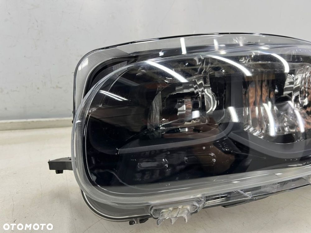 Lampa reflektor Citroen Berlingo III 3 Multispace 18-23r. lewa przednia wersja osobowa lewy przód - 3