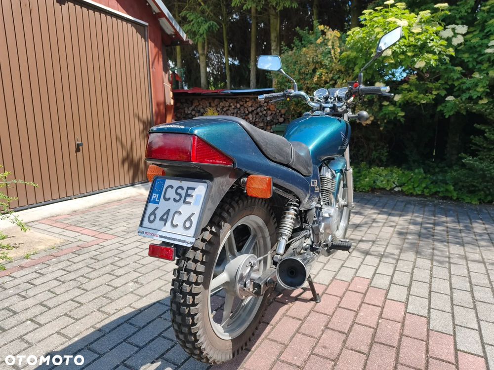 Honda CB - 2