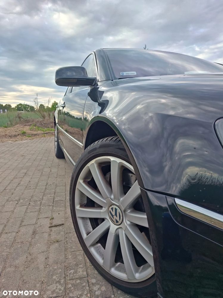 Volkswagen Phaeton 4.2 V8 4Mot (5 os.) - 16