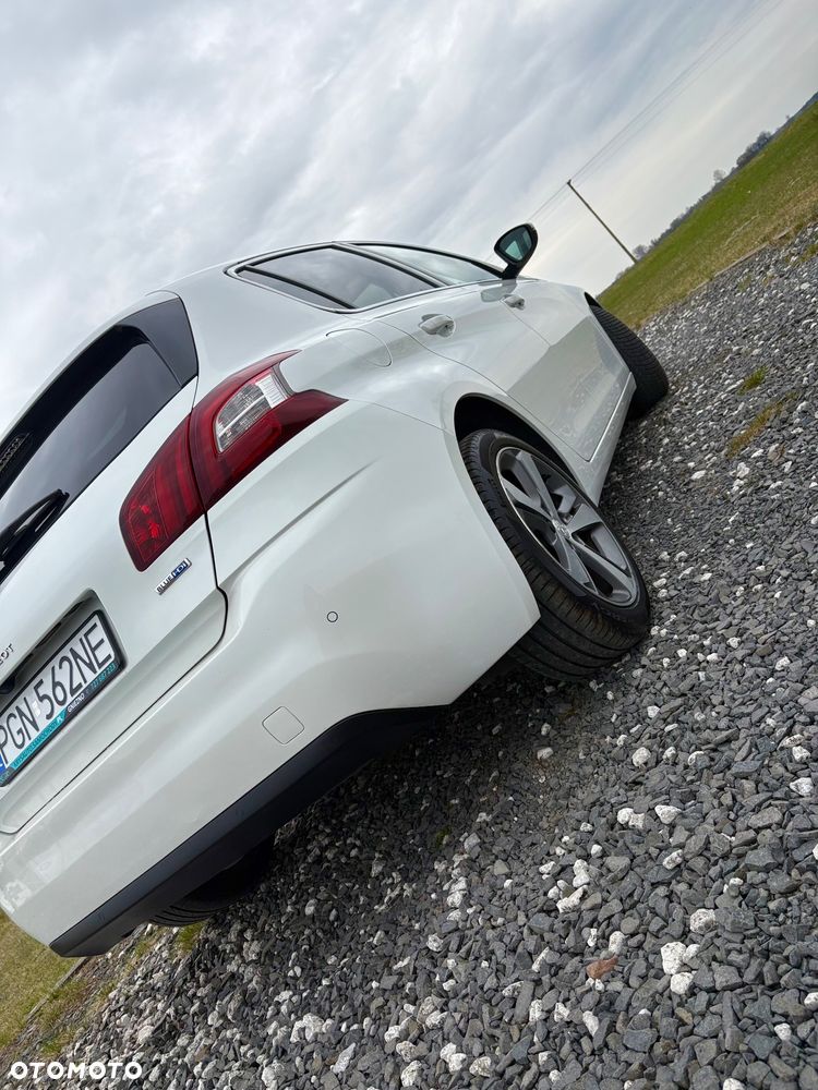 Peugeot 308 BlueHDi FAP 150 EAT6 Stop & Start Allure - 23