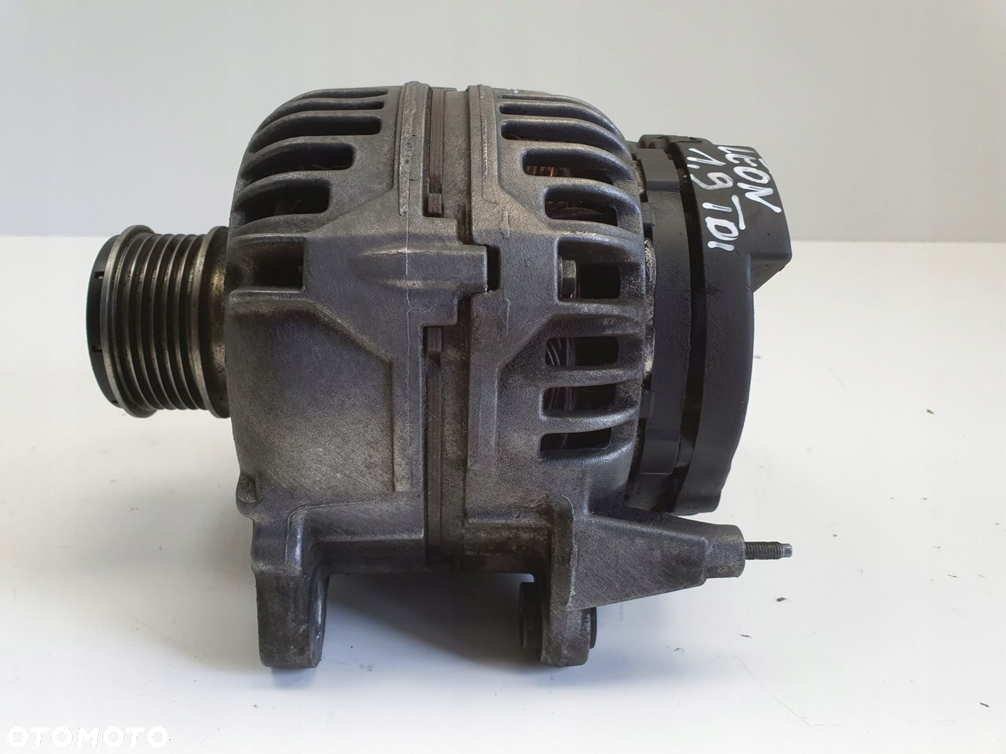 Audi A3 8L Golf IV Seat Leon 1.9 TDI ALTERNATOR 028903028E 120A - 6