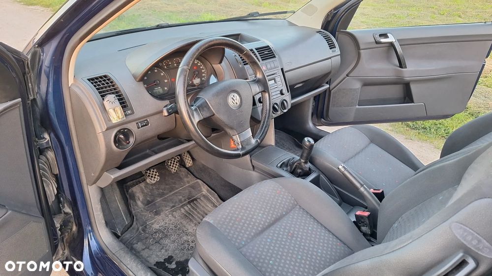Volkswagen Polo - 9