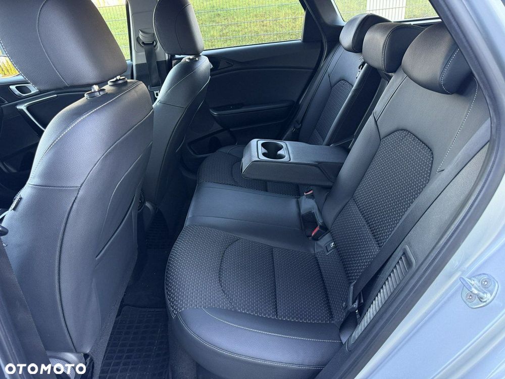 Kia Ceed 1.6 GDI PHEV Business Line DCT - 22