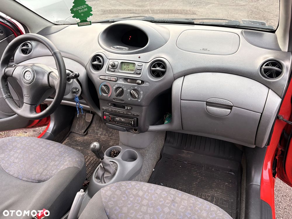 Toyota Yaris 1.3 Terra - 8