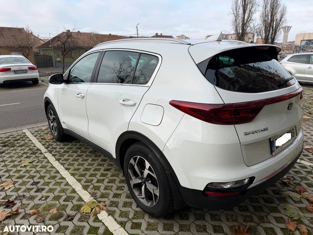 Kia Sportage 1.6 DSL MHEV 6MT HP 4x4 Style - 10