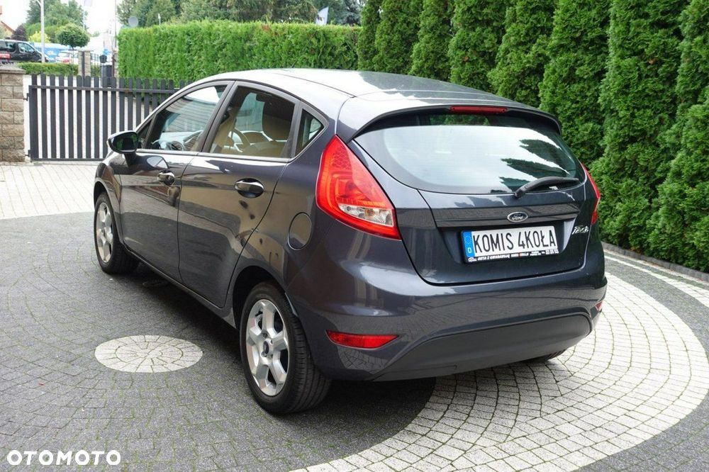 Ford Fiesta - 4