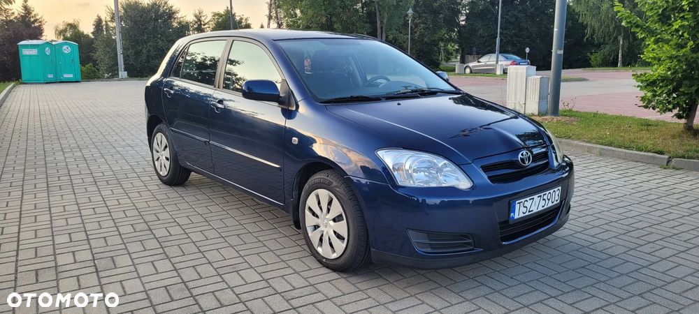 Toyota Corolla 1.4 D-4D Sol - 2