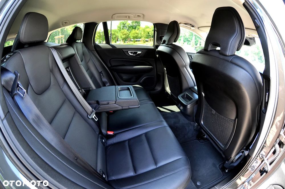 Volvo V60 D3 AWD Geartronic Inscription - 20