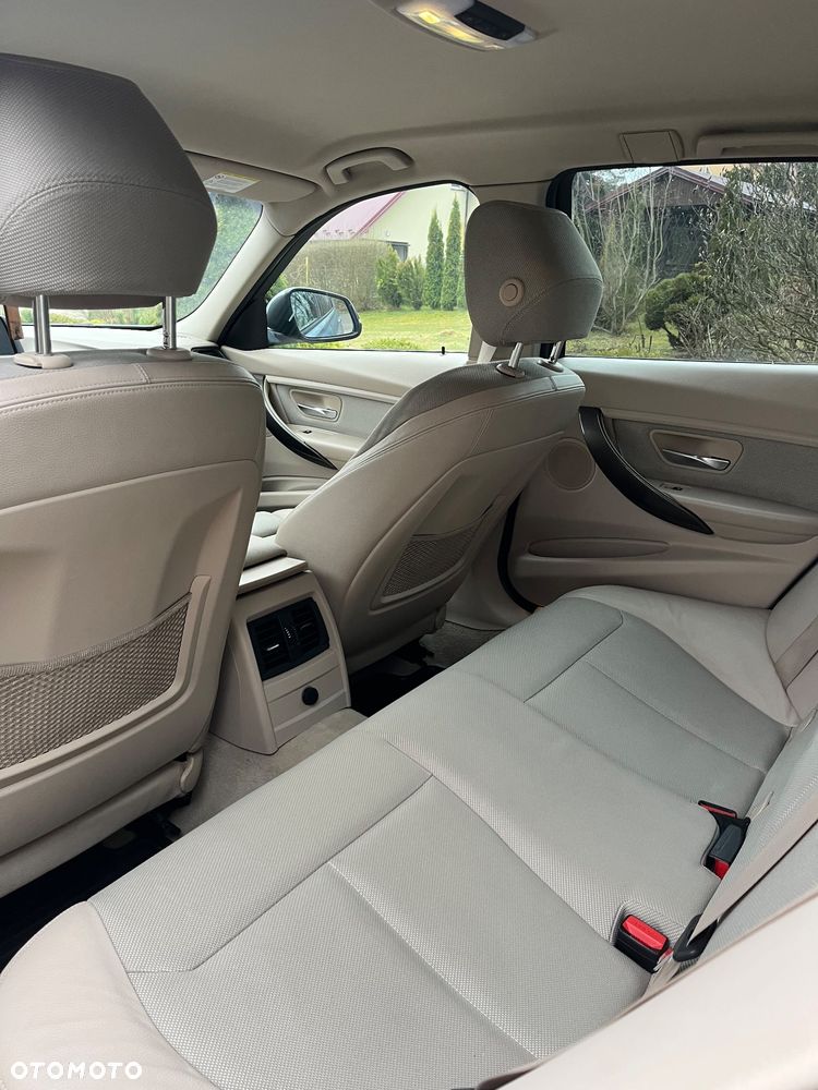 BMW Seria 3 318d Modern Line - 5