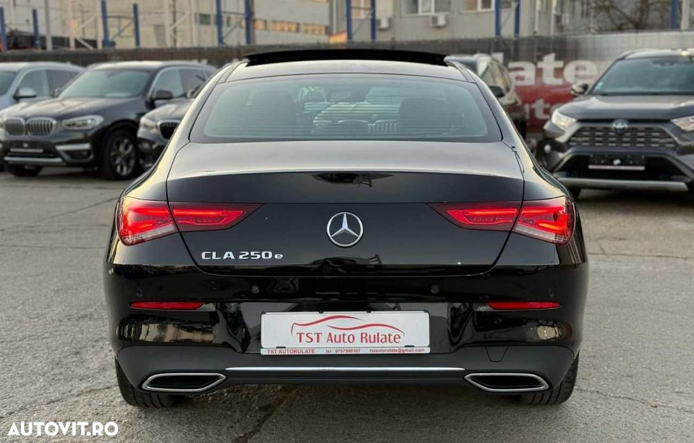 Mercedes-Benz CLA - 8