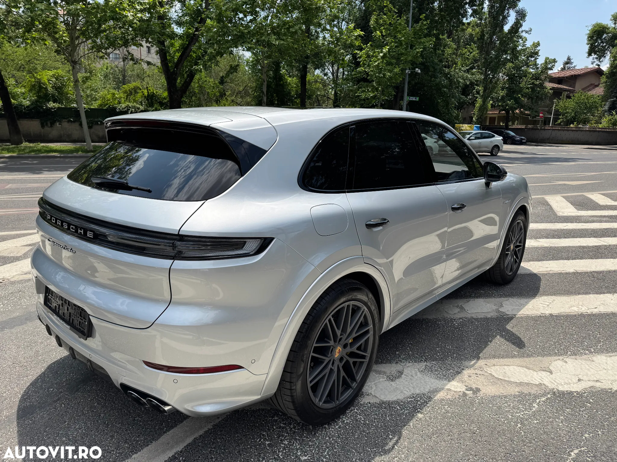 Porsche Cayenne Turbo E-Hybrid - 9