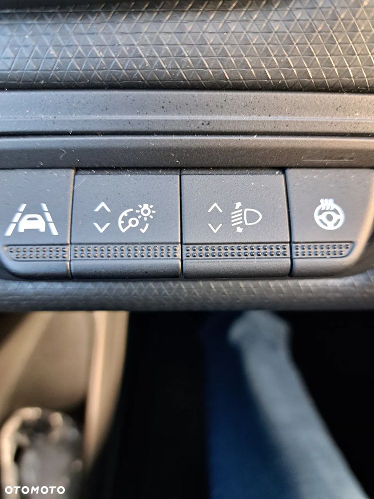 Mitsubishi Colt 1.6 F HEV Instyle - 16