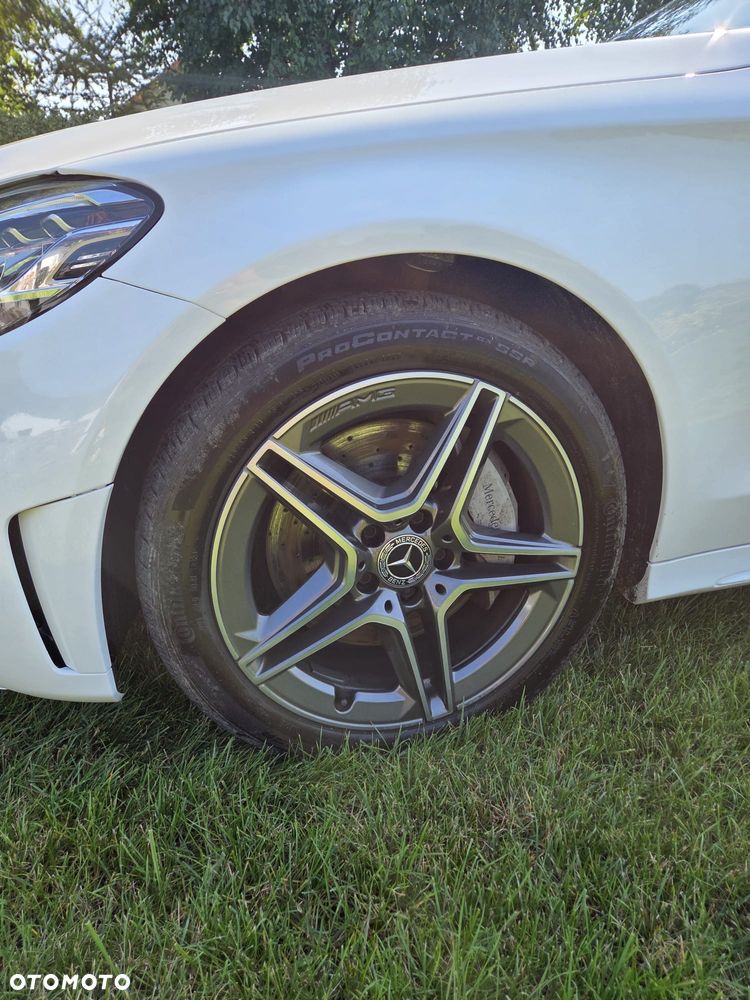 Mercedes-Benz Klasa C 300 T 4Matic 9G-TRONIC AMG Line - 5